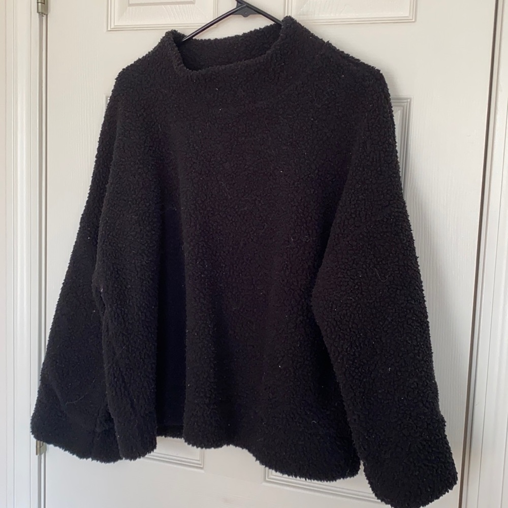 Fuzzy GAP Sweater!